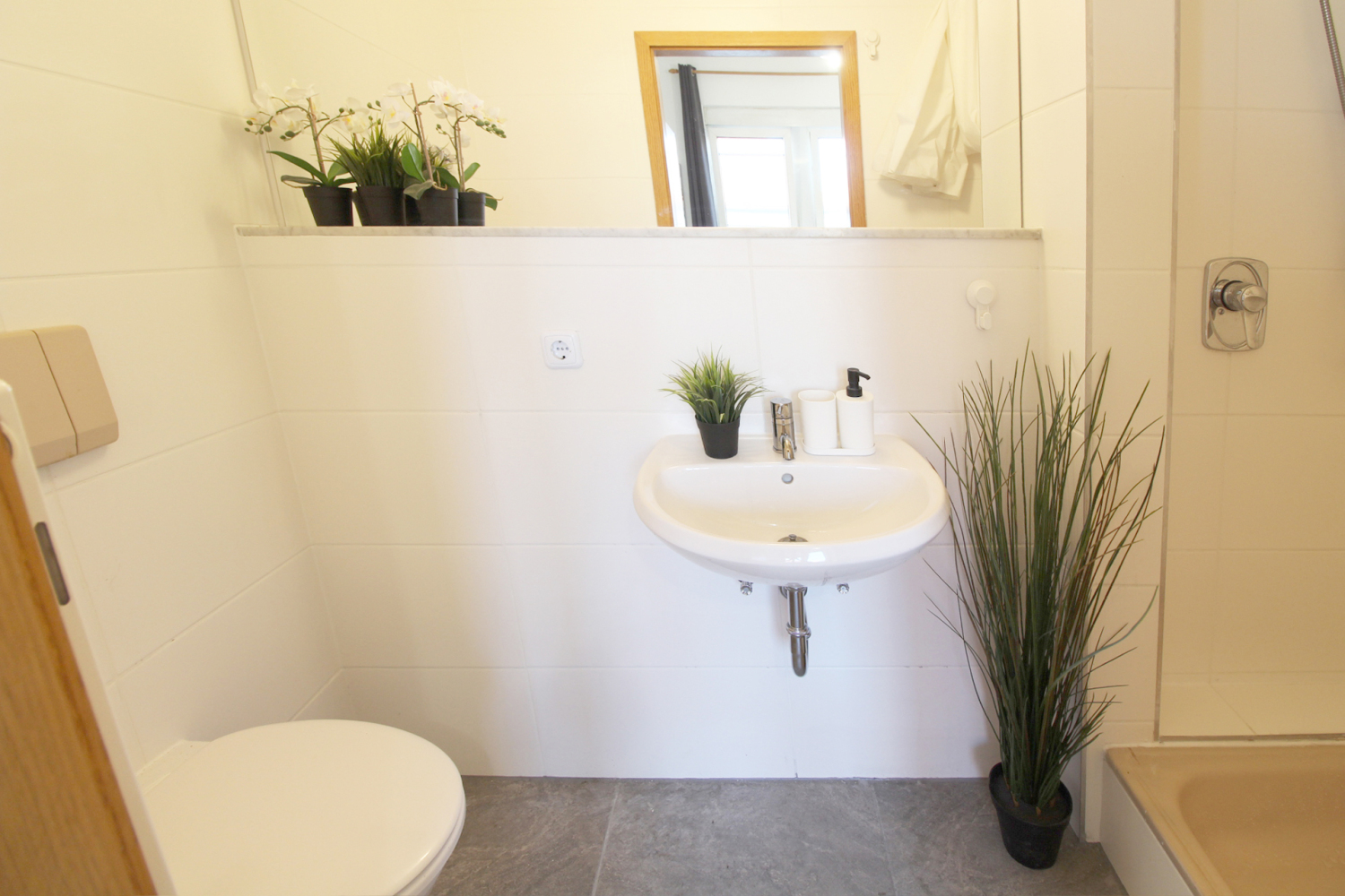 2023-06-25 - bath-b_b.jpg