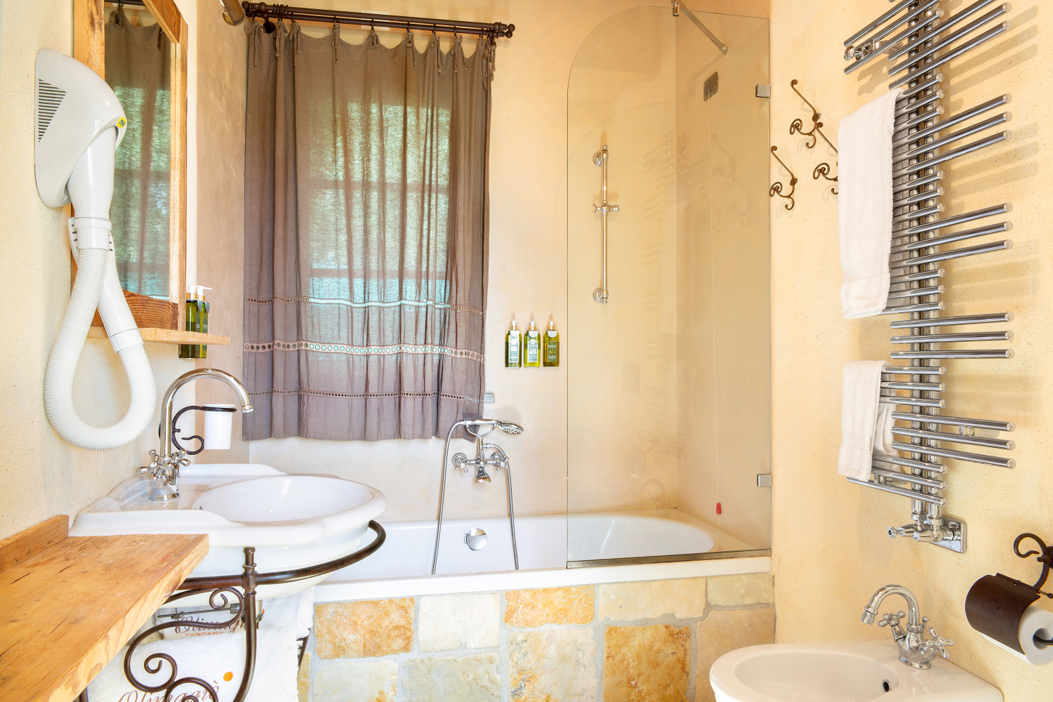 09 Nocciola Bagno.jpg