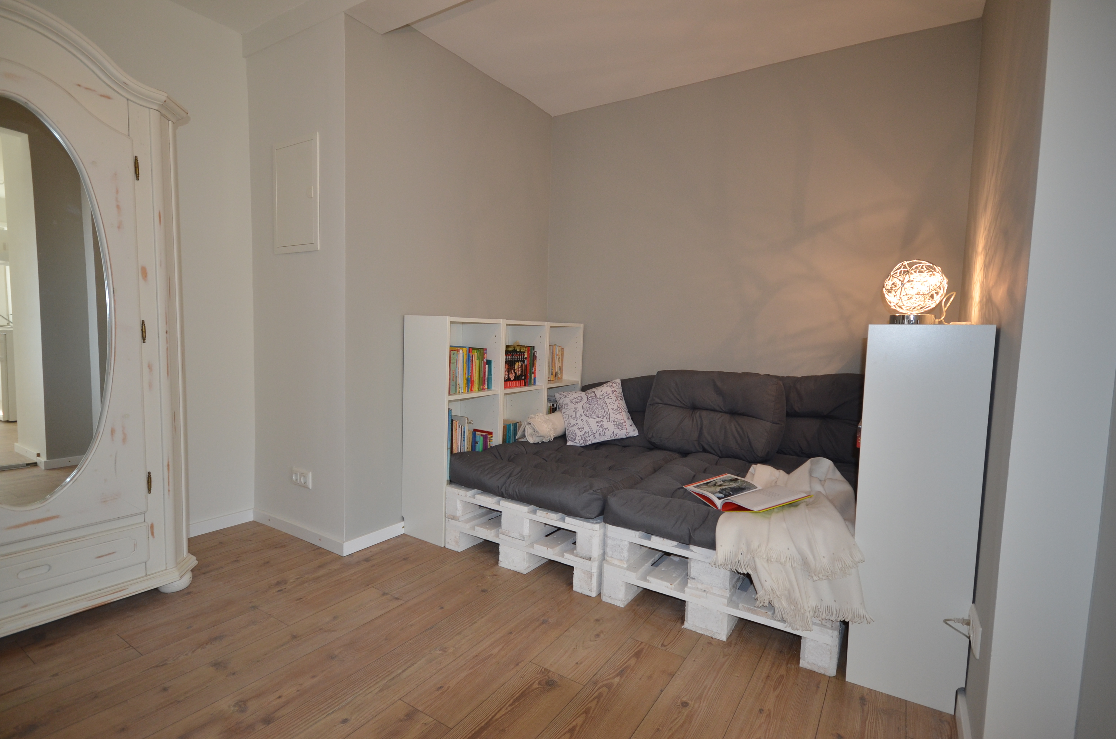 Leseecke Whg Breitseite.JPG