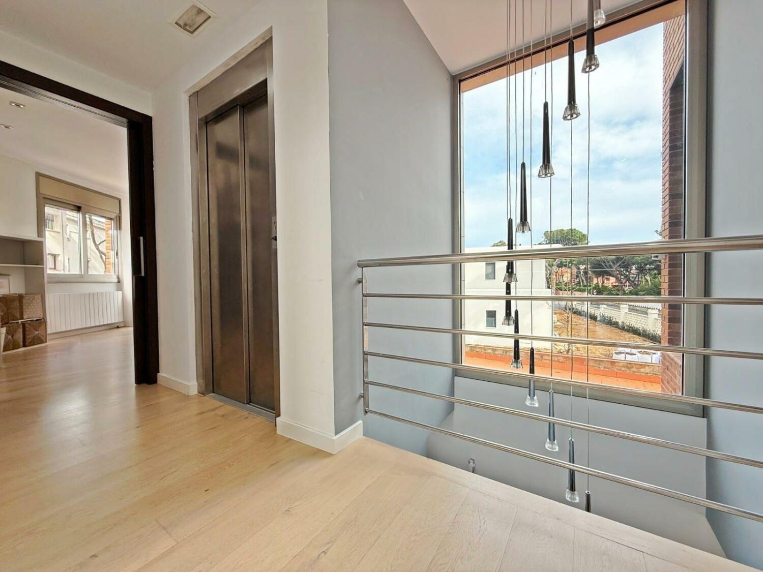 WhatsApp Image 2025-04-24 at 15.58.35 (2).jpeg