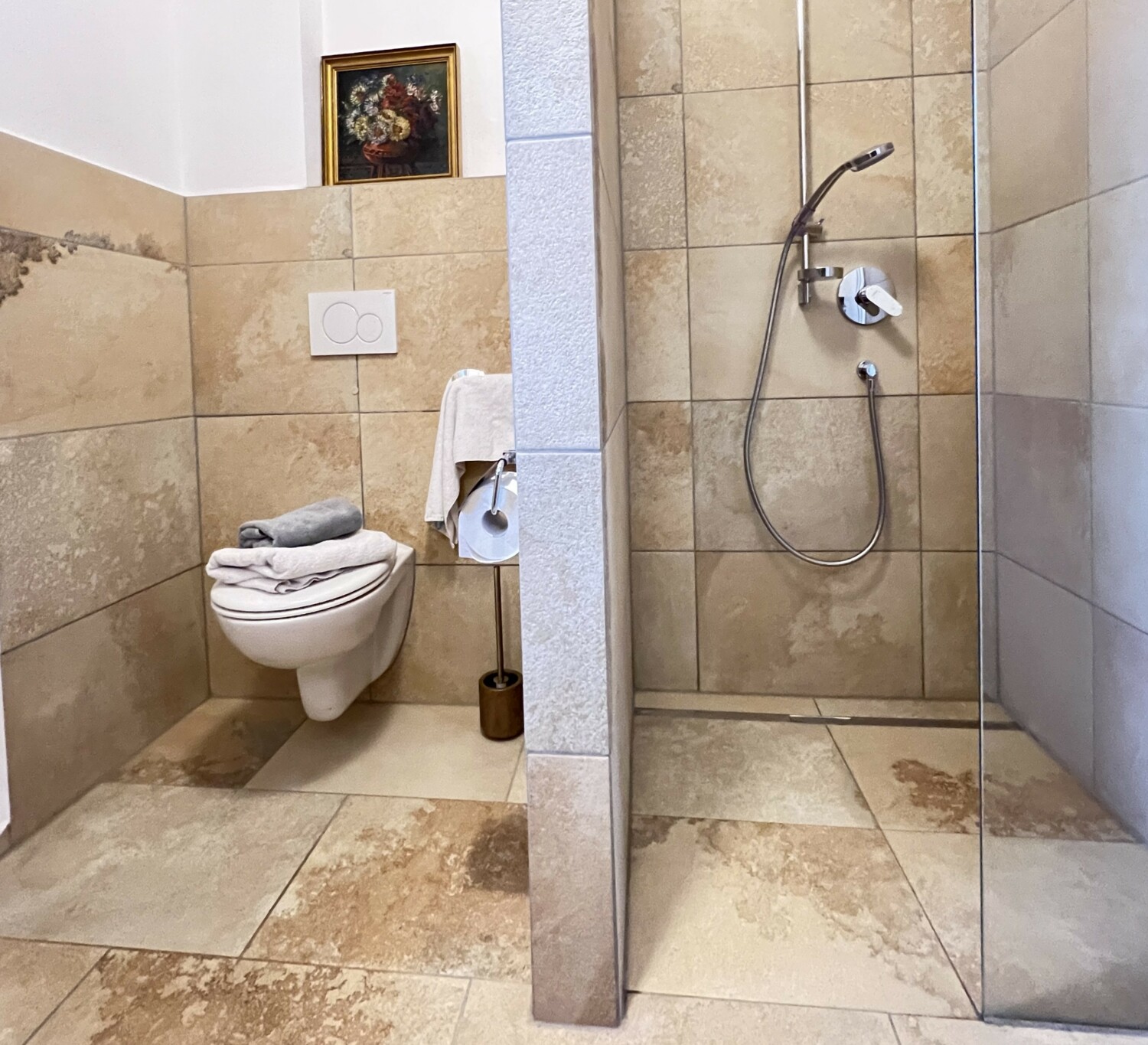 Bodenebene Dusche 2.JPG