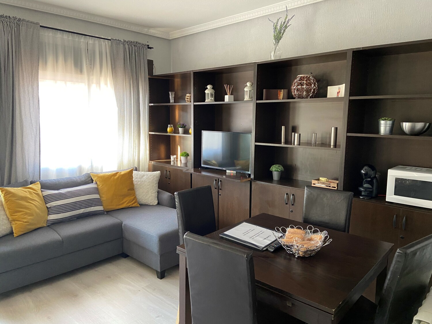 COMEDOR Y COCINA (4).jpg