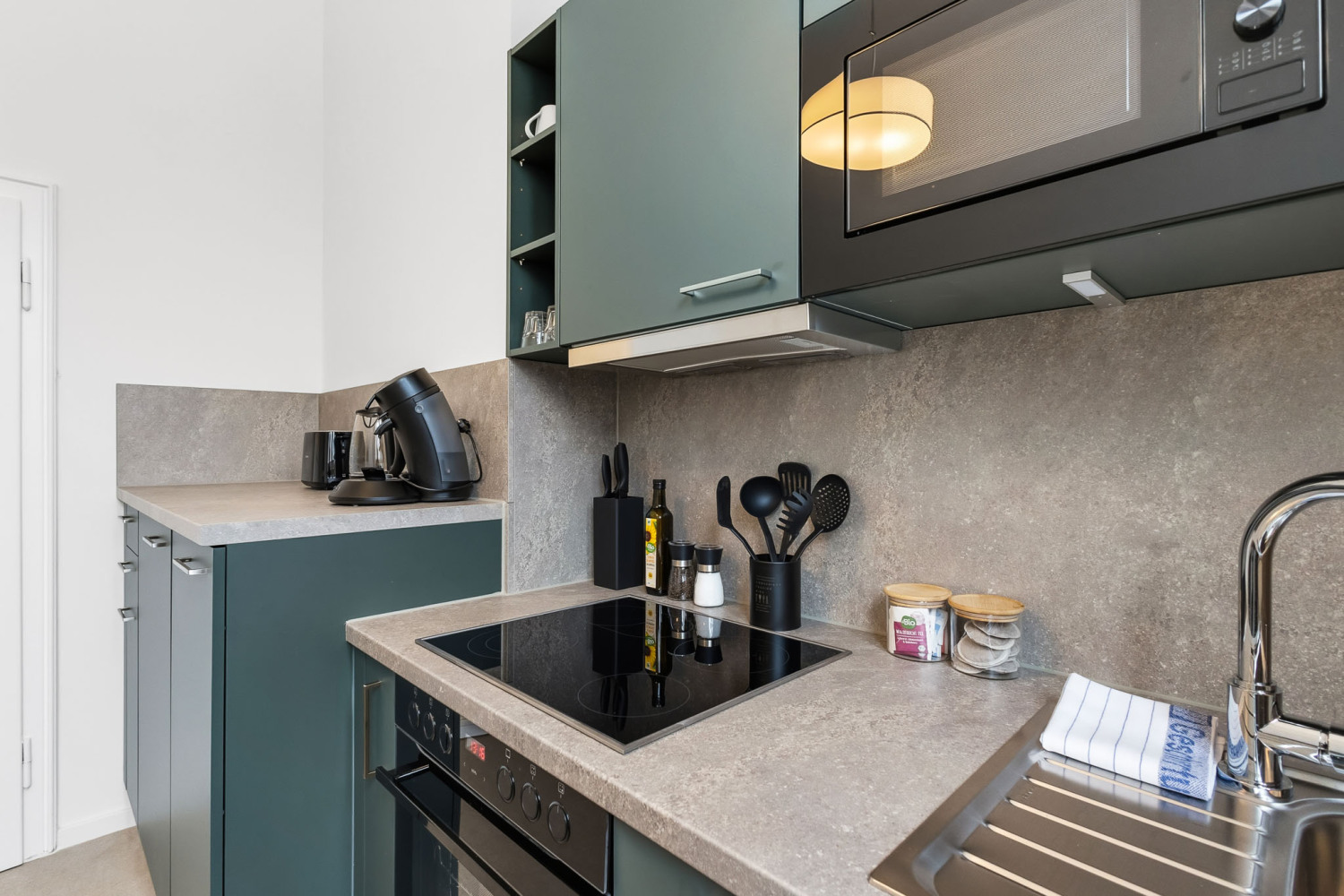 AirBnB Berlin-68.jpg