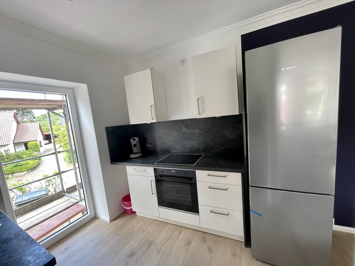 WE 3 - Küche - Seebad Altefähr.jpg