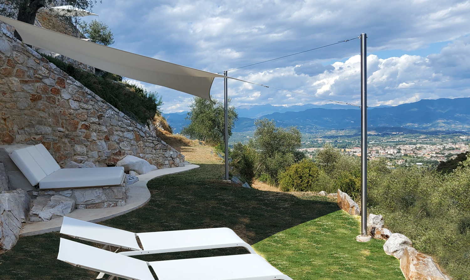 Farfallina Gazebo-min.jpg