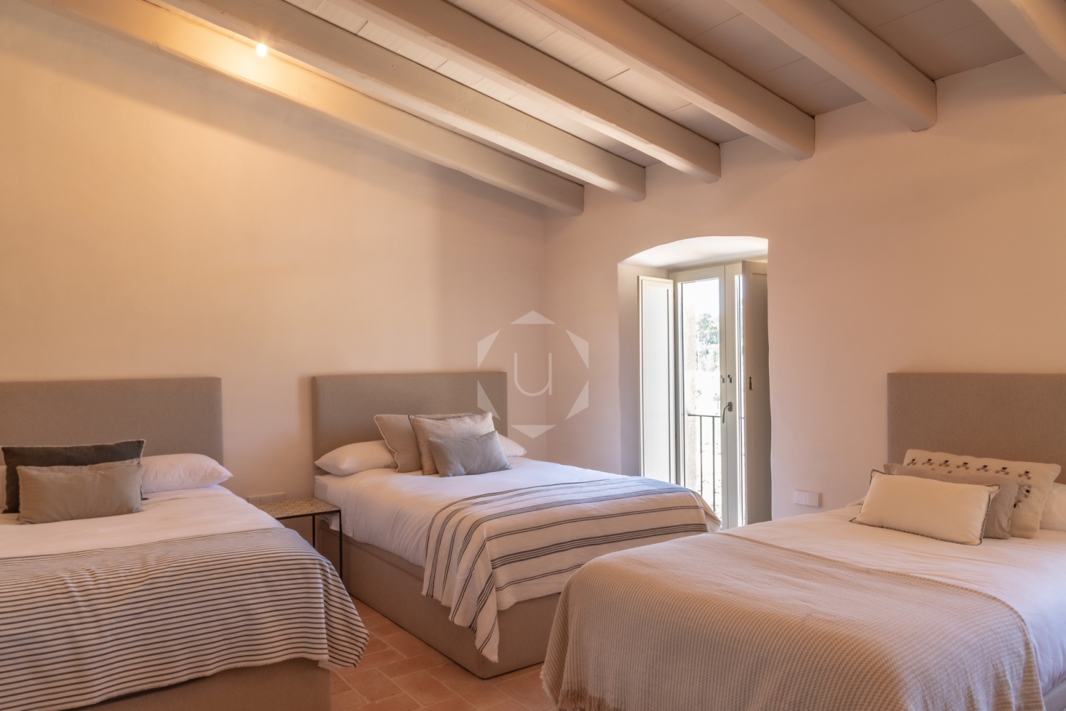 Modern Luxury Masia ,Mont ras, playa de castell,  Unique Costa Brava Homestory0041.jpg