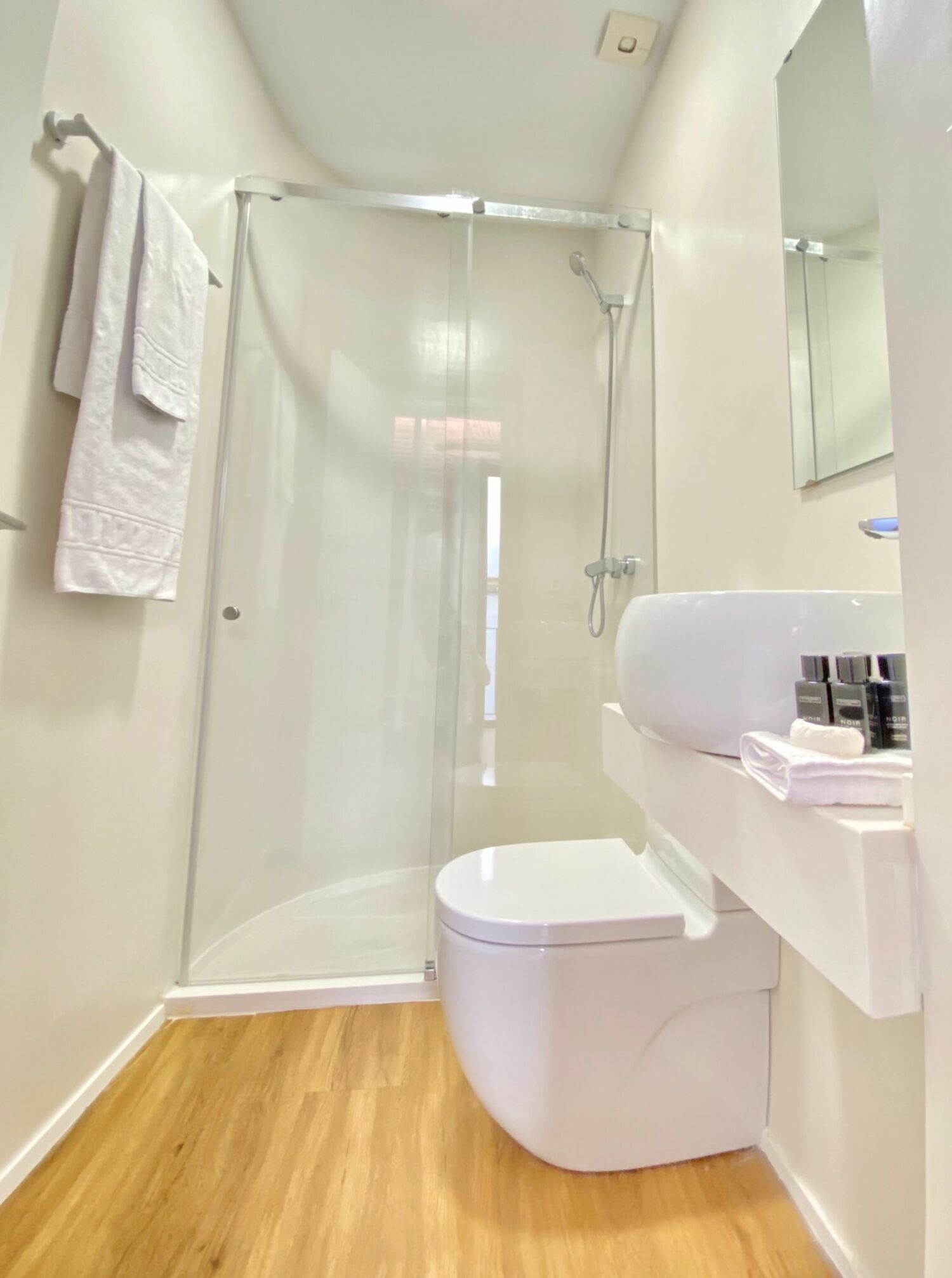 WhatsApp Image 2021-12-15 at 17.32.48 (1).jpeg