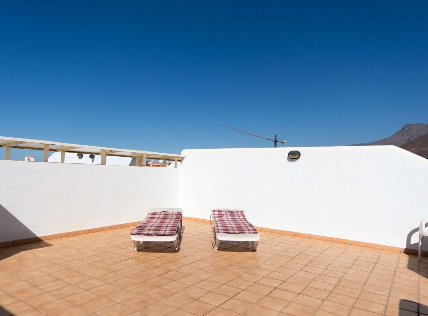 los_cristianos-apartamento_con_bonitas_vistas_y_piscina_en_los_cristianos_65710080-4B38-08BF-8258-32E7AC39B922-0.jpg