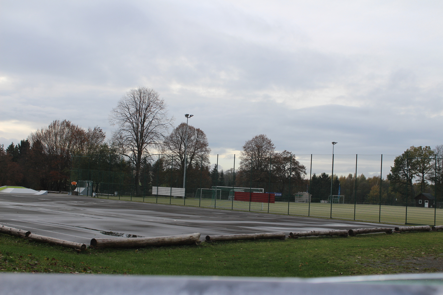 Fahrradübungsplatz_Eislaufbahn (4).JPG