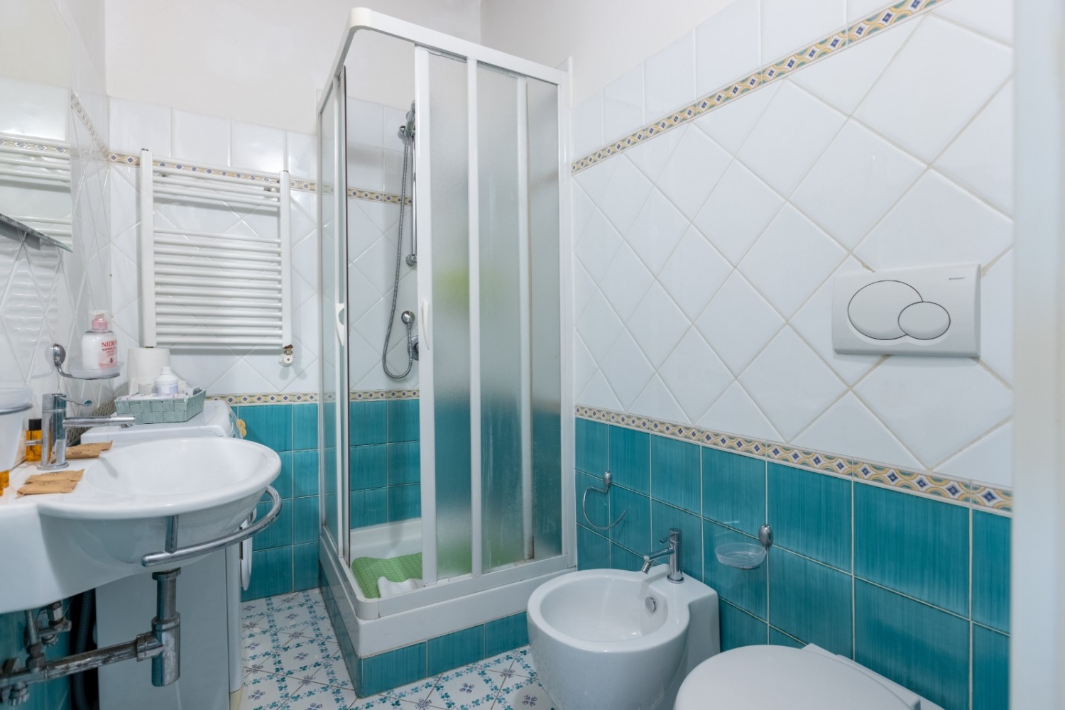 WhatsApp Image 2021-10-26 at 18.44.08 (2).jpeg