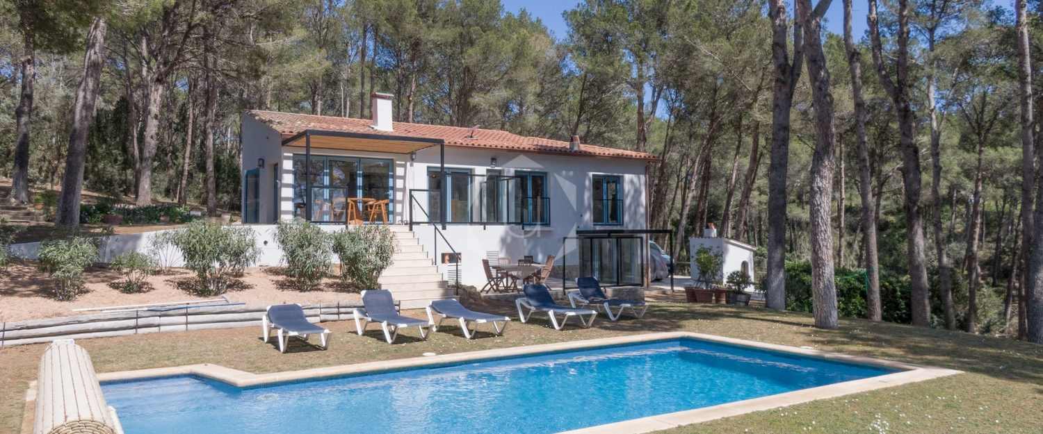Elegant Unique Holiday Home, Sa Blava, Tamariu, Costa Brava0000.jpg