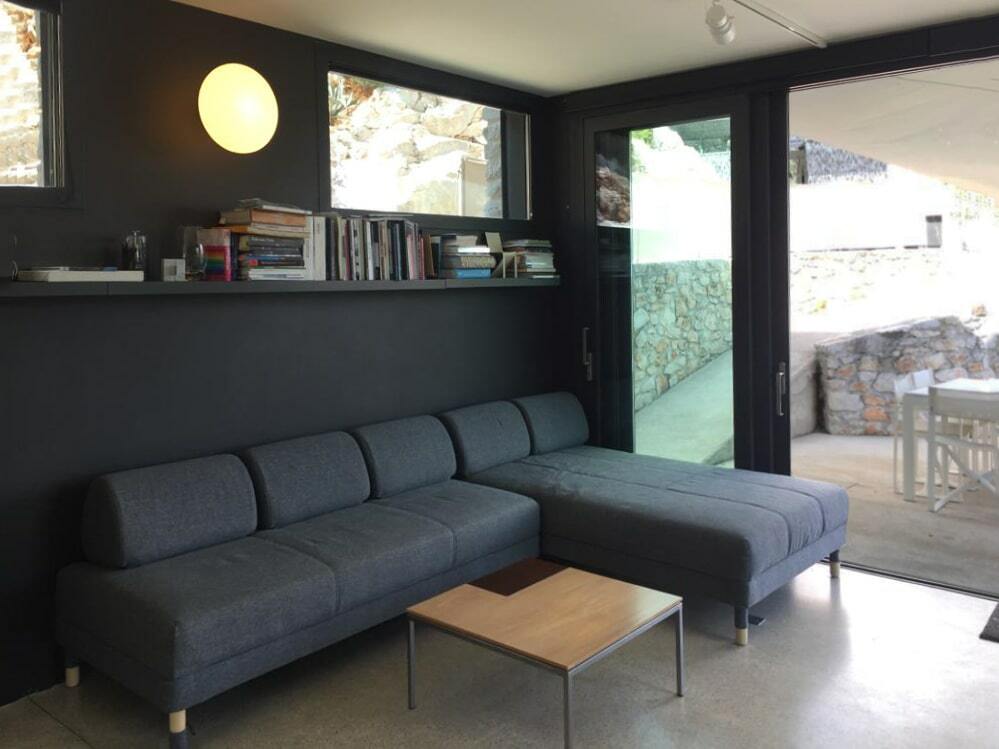 FARFALLINA living room-min.jpg