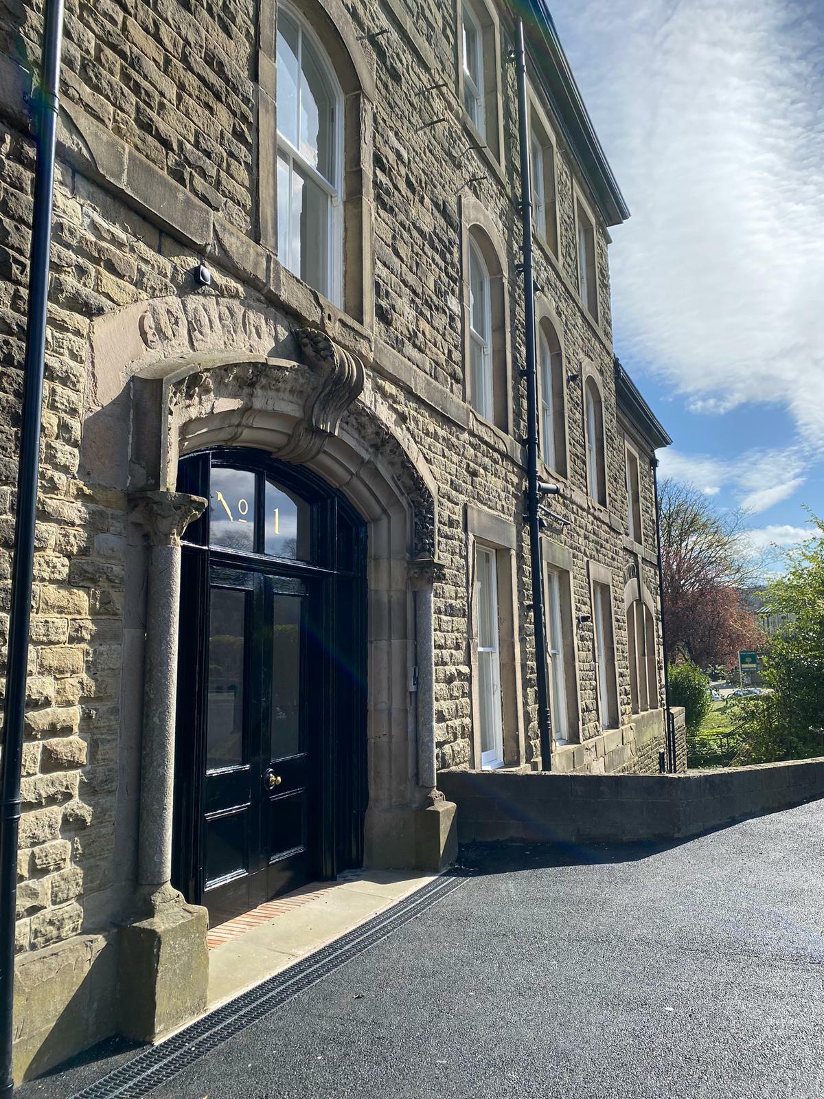 99761347-cea5-4282-9f5f-e662206b4818 2.JPG