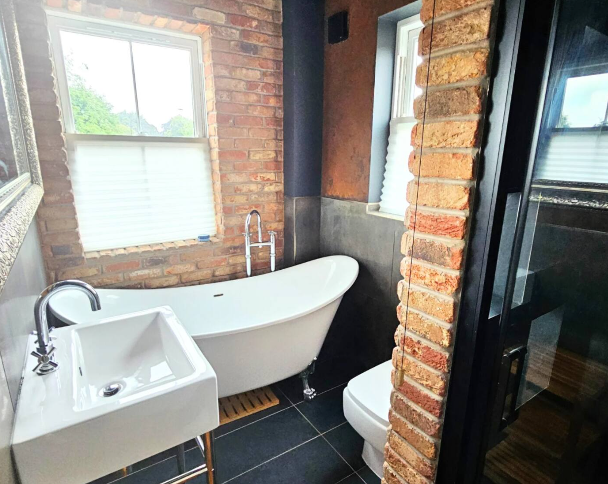 Screenshot 2024-10-16 105243.png