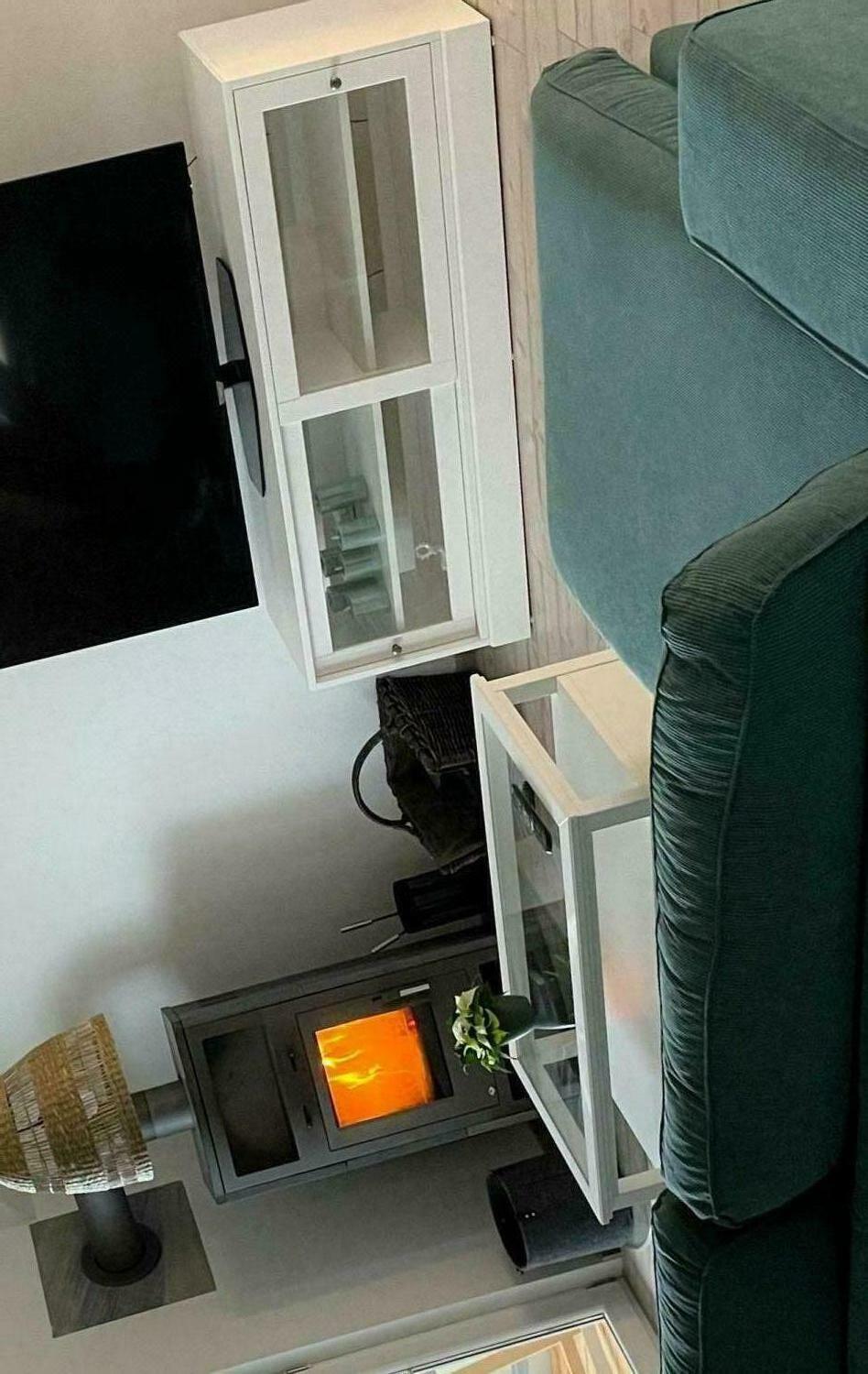 Wohnzimmer Ausschnitt - Kopie.JPEG