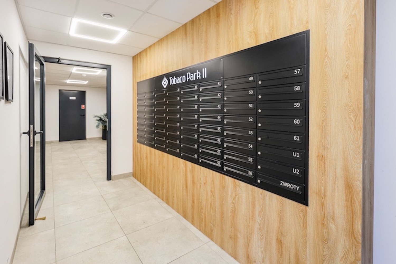 wejście do budynku .jpg