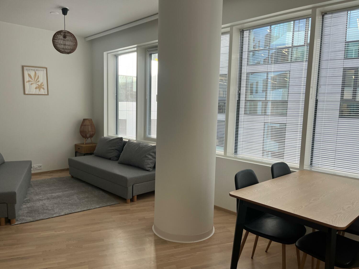 WhatsApp Image 2024-10-08 at 17.45.34 (1).jpeg