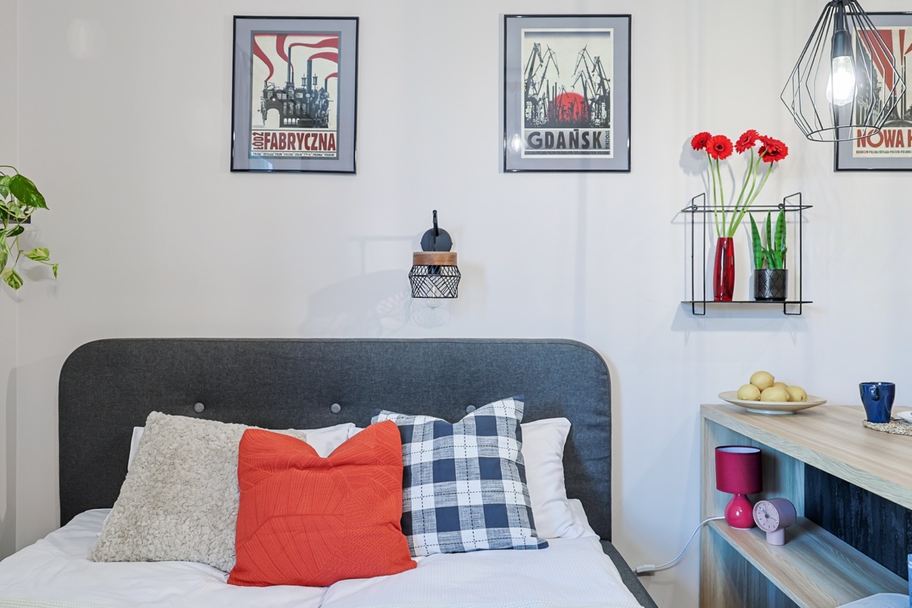 zagłówek łózko dwuosobowe booking twojgospodarz Łódź Duży.jpeg