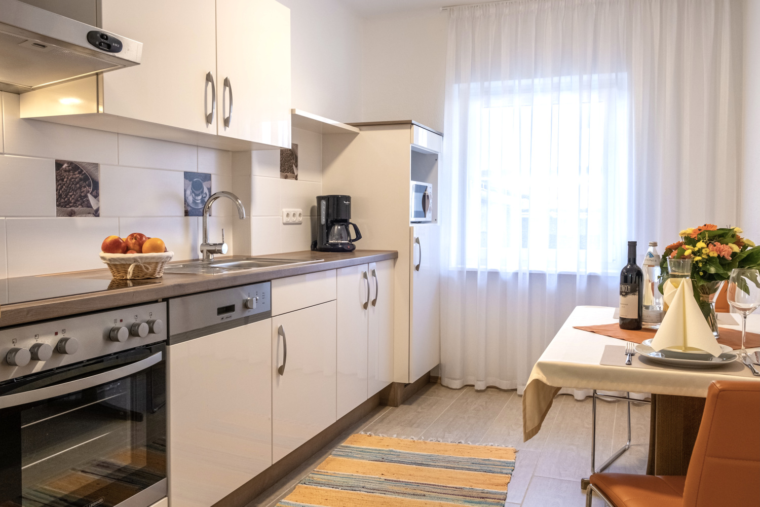 8 Küche Kitchen Apartments Davydov Ferienwohnung Appartement Bad Hofgastein Gastein Salzburg.jpg
