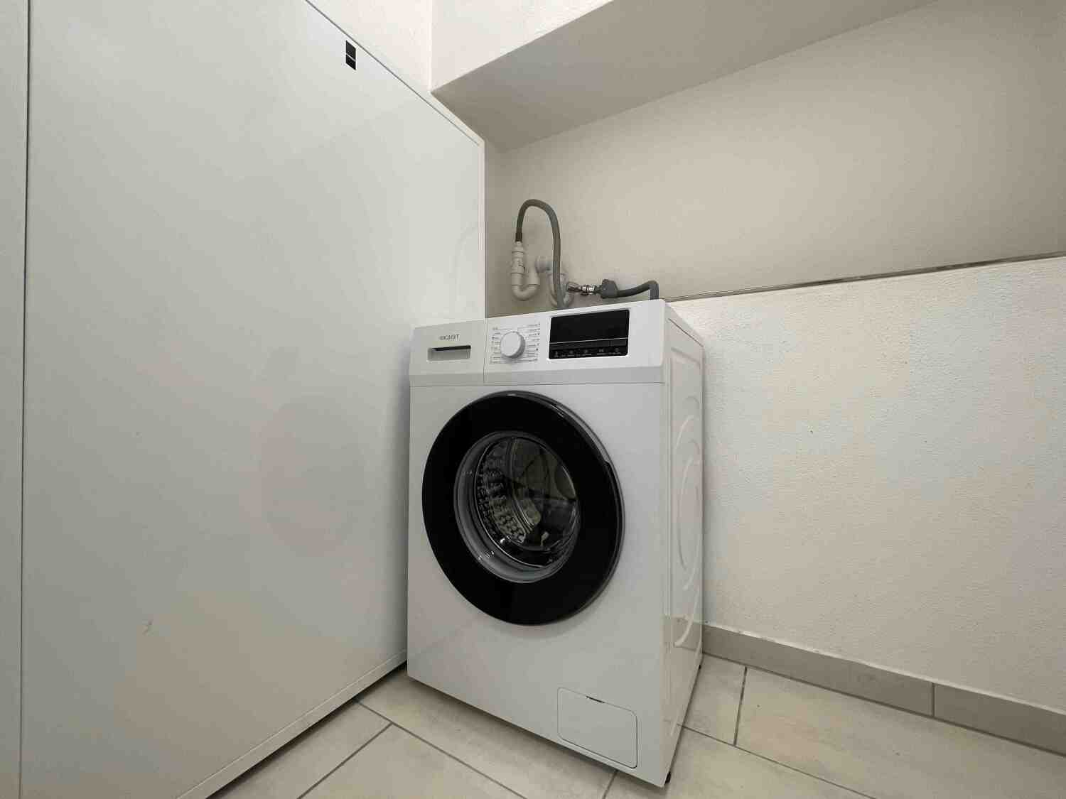 MAX116_ Industriestraße 25b, 93142 Maxhütte-Haidhof (12).jpg