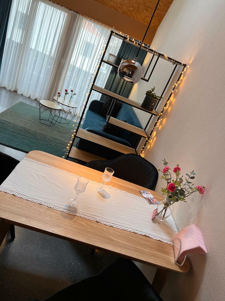 WhatsApp Image 2023-12-13 at 17.57.55 (1).jpeg