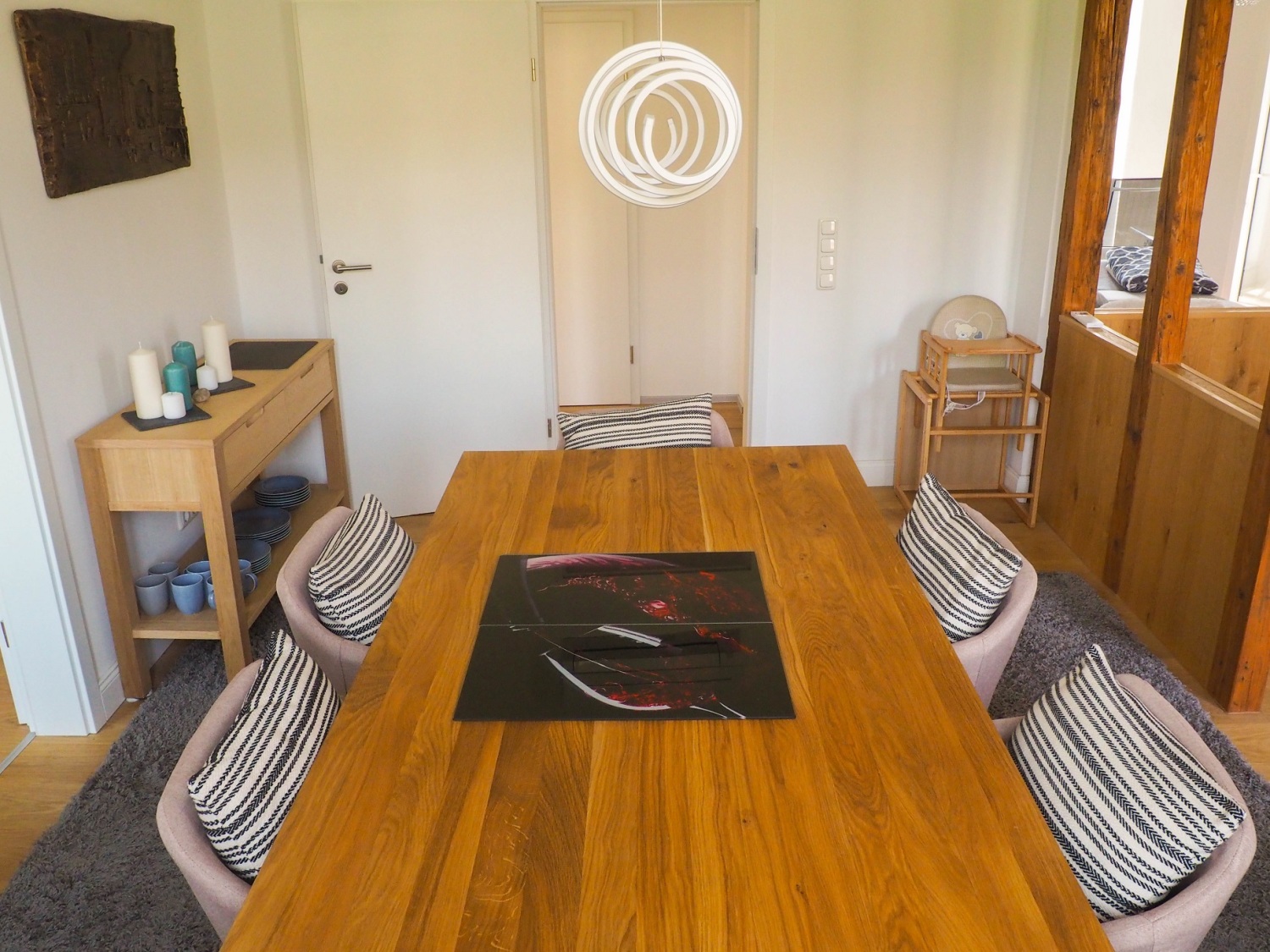 3. Stock Esstisch 3.jpg