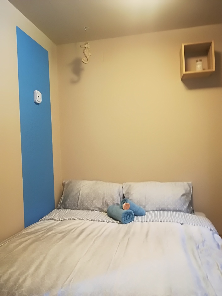 Bedroom3_1st floor 160x200 bed.jpeg