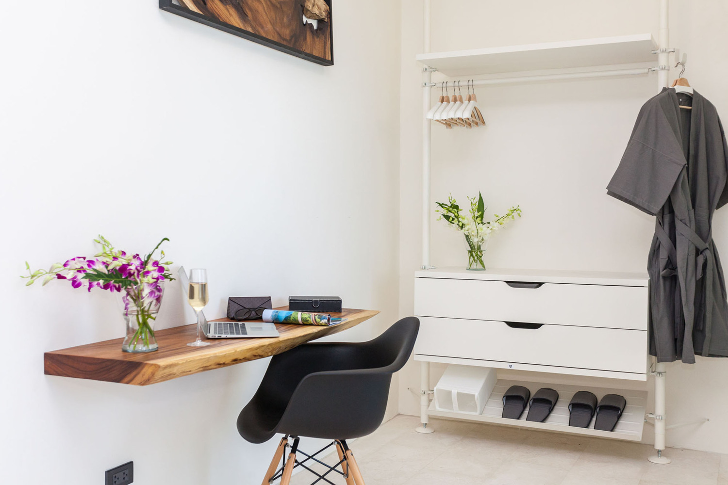 15 - Wooden desk and wardrobe.jpg