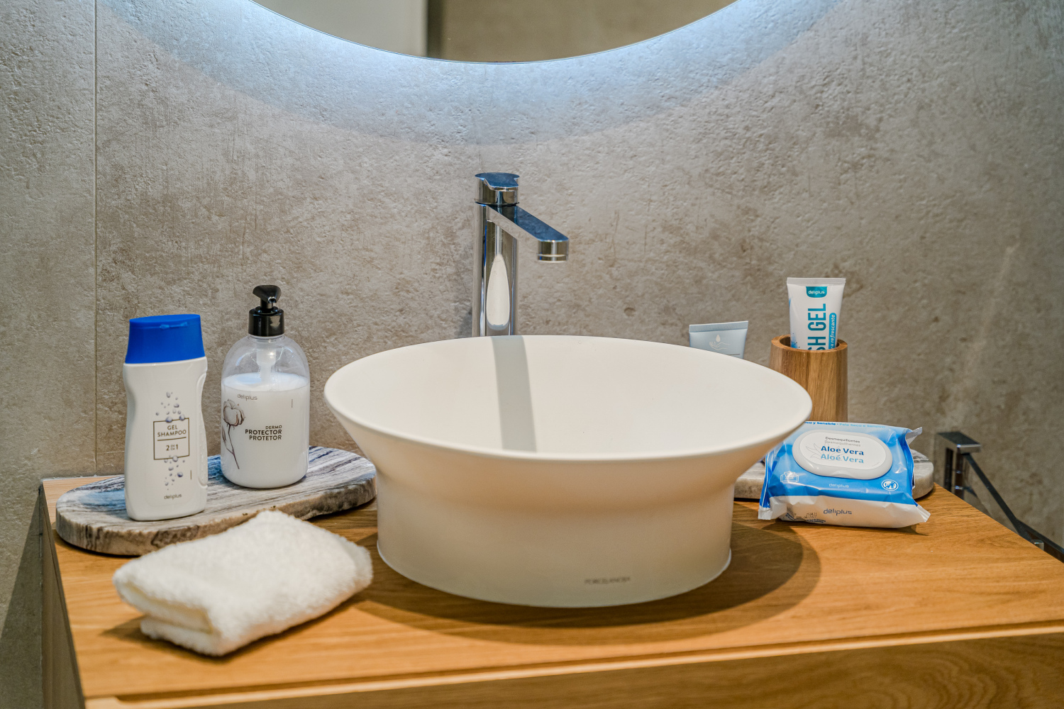 20250617 - 25 - Mi Paraiso - Lucinda - Ocean Garden 1012 - FV +20detalles-42.jpg