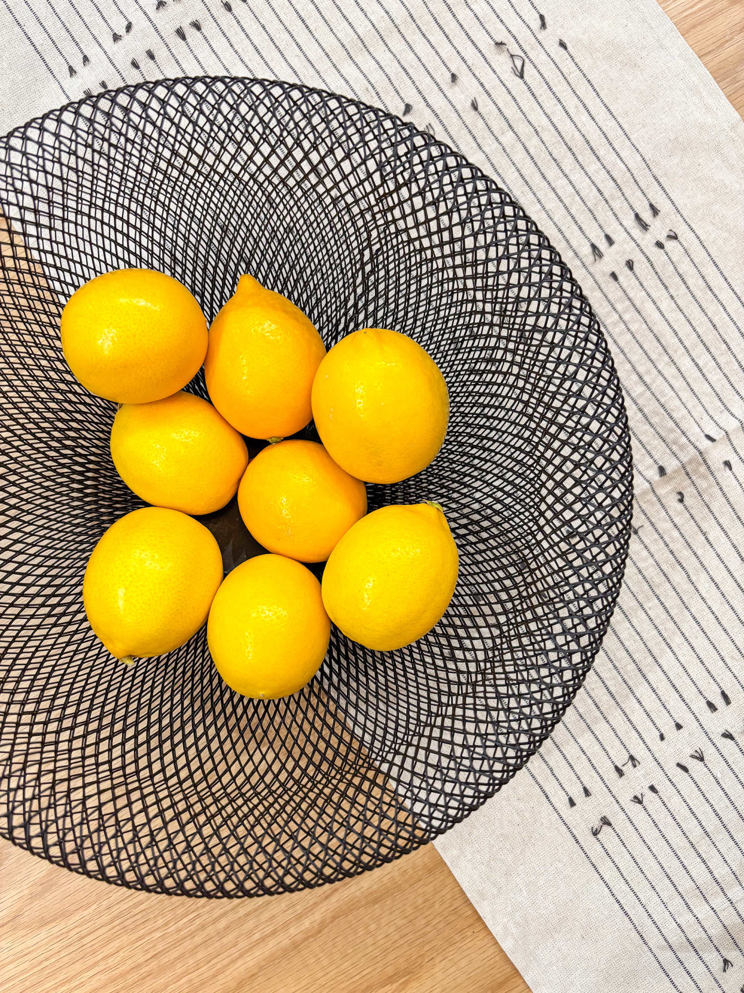 owoce cytryny kolory Łodzi.jpg