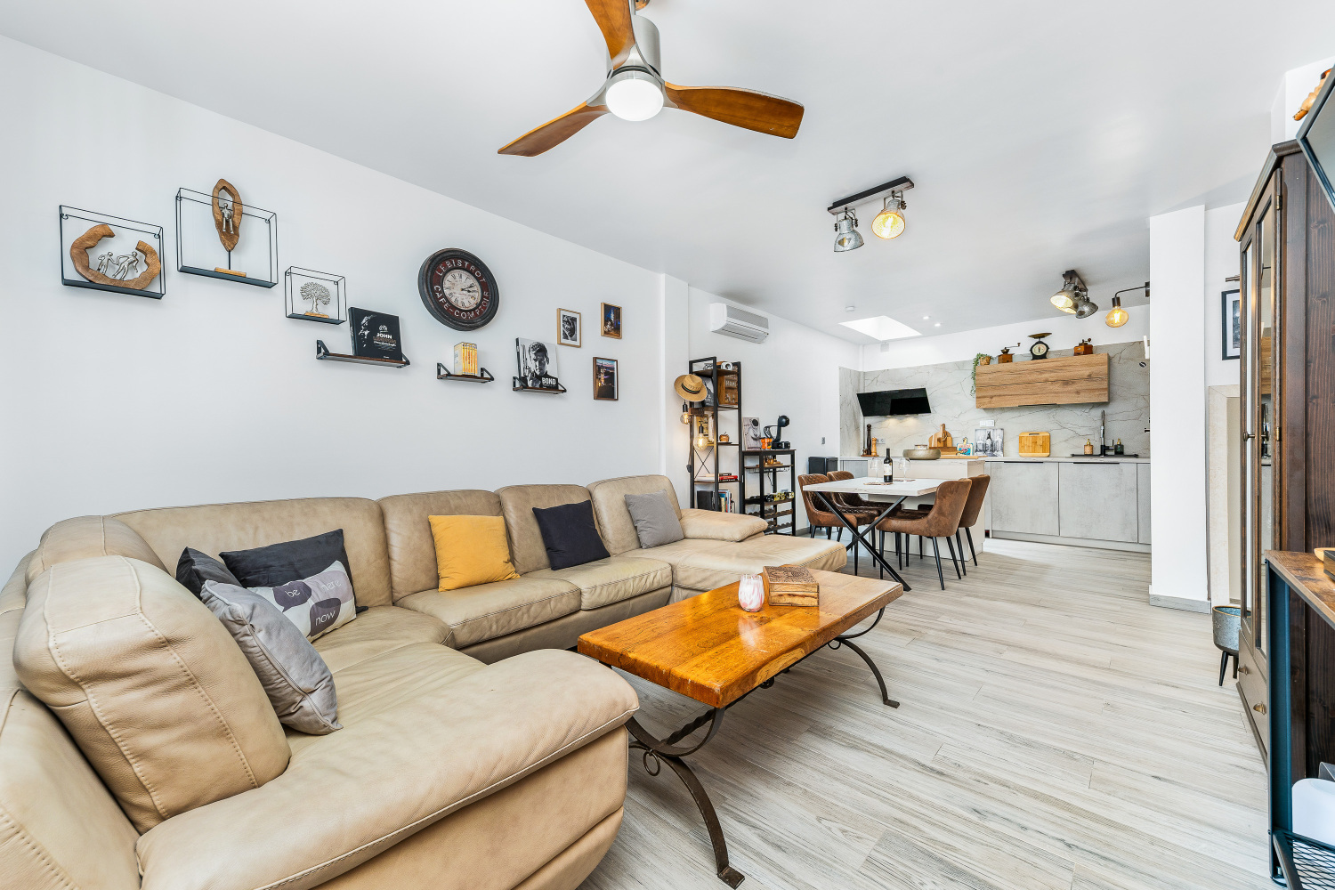 Casa Nora Calle Chile II Nº76 (1).jpg