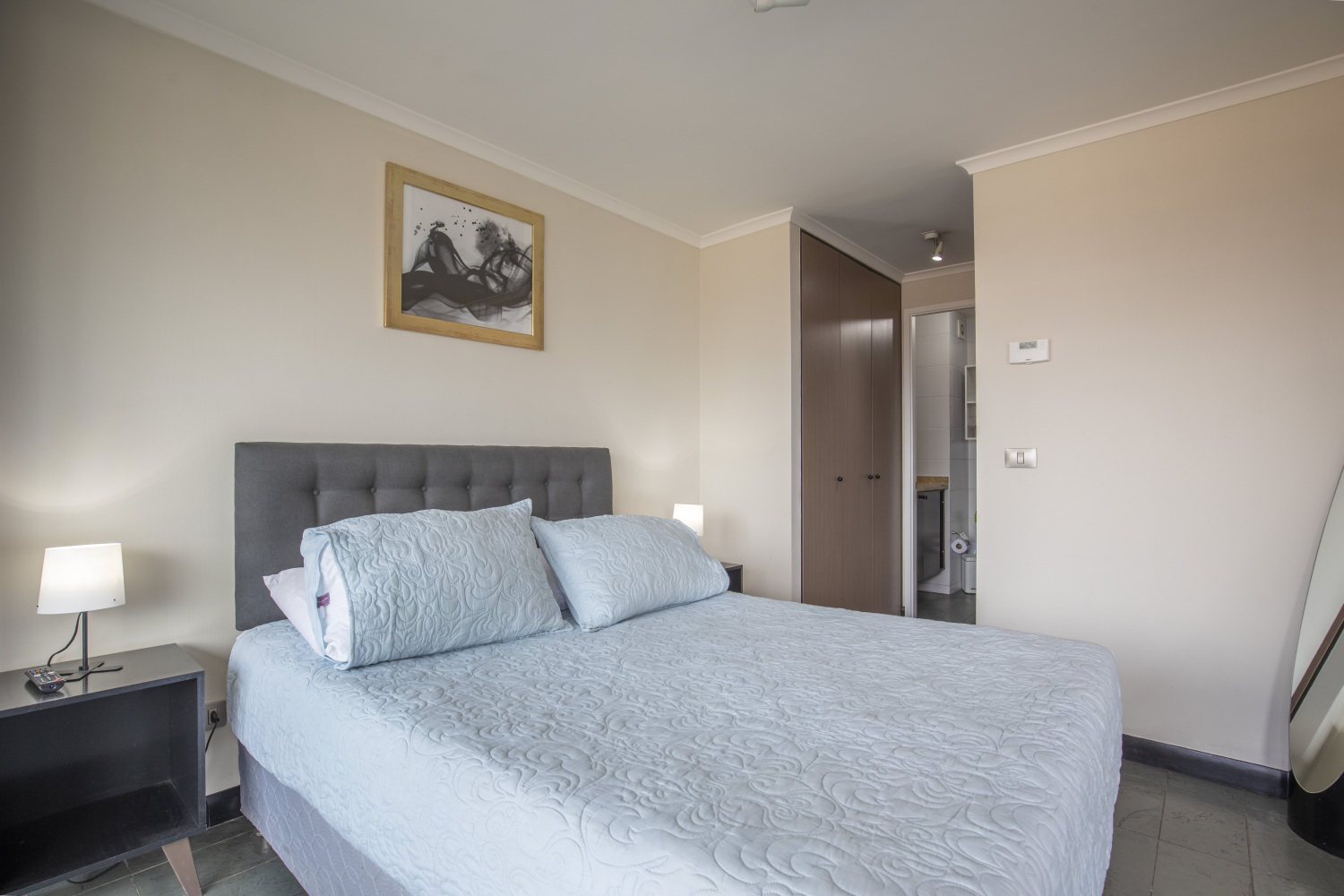 CXII120 d2002B (11).jpg