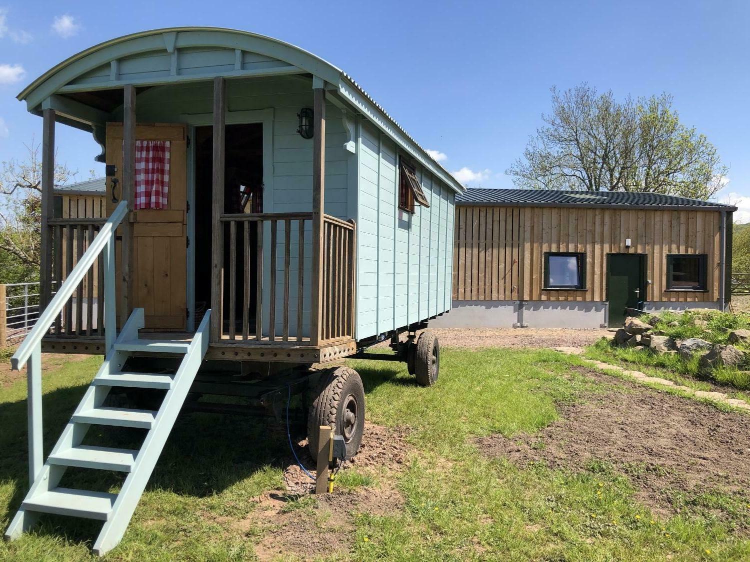 Showmans Wagon & shed.jpeg