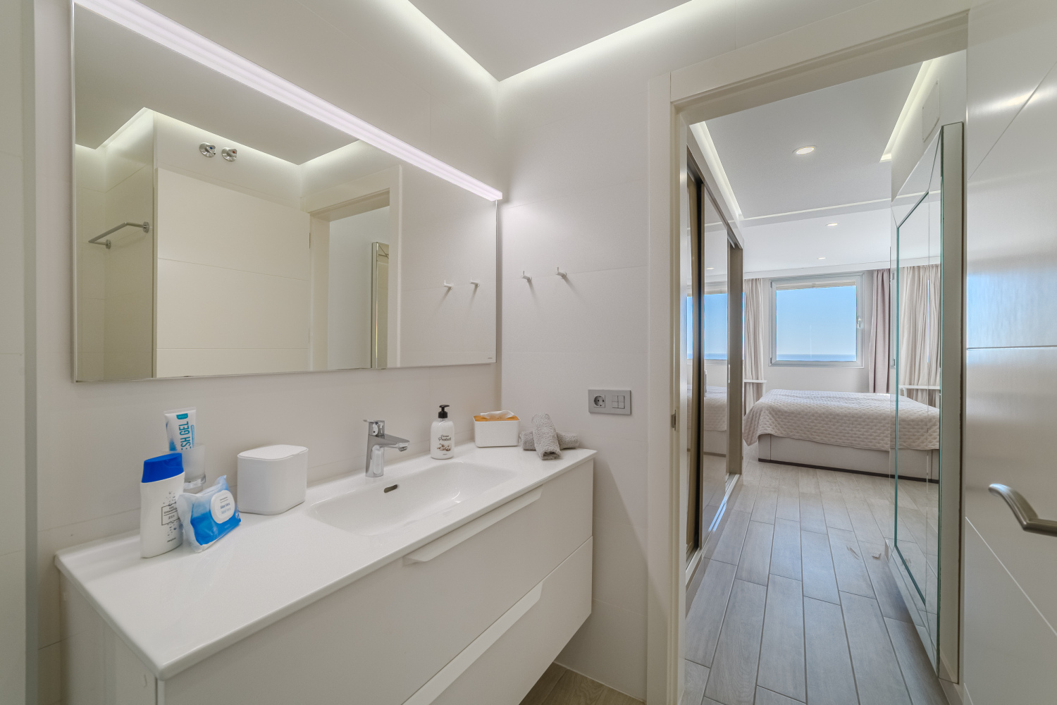 20251208 - 25 - Mi Paraiso - Ocean Garden 1007 - De20V2-22.jpg