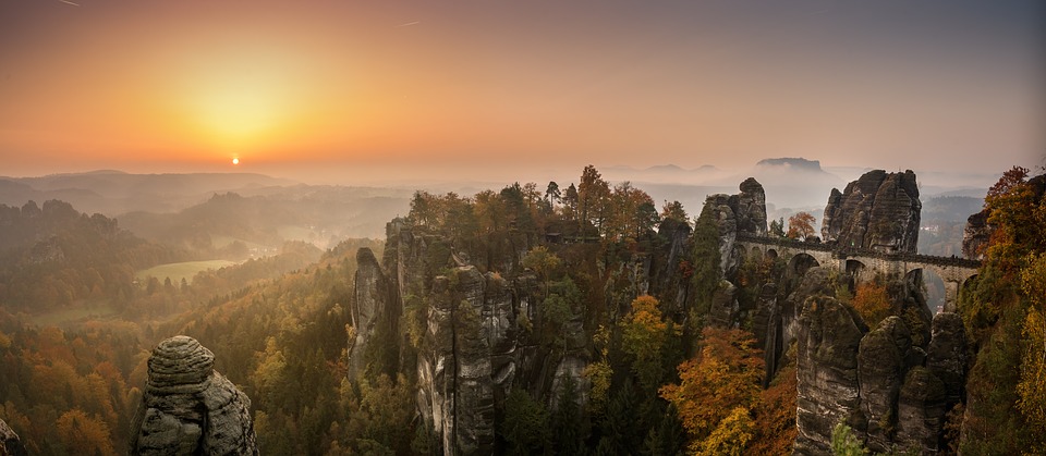 bastei-2942474_960_720.jpg