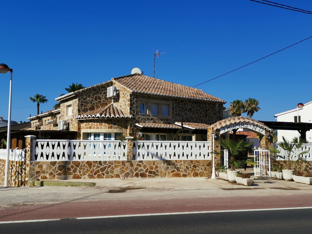 Residencia Thomas Gesamtansicht-.jpg