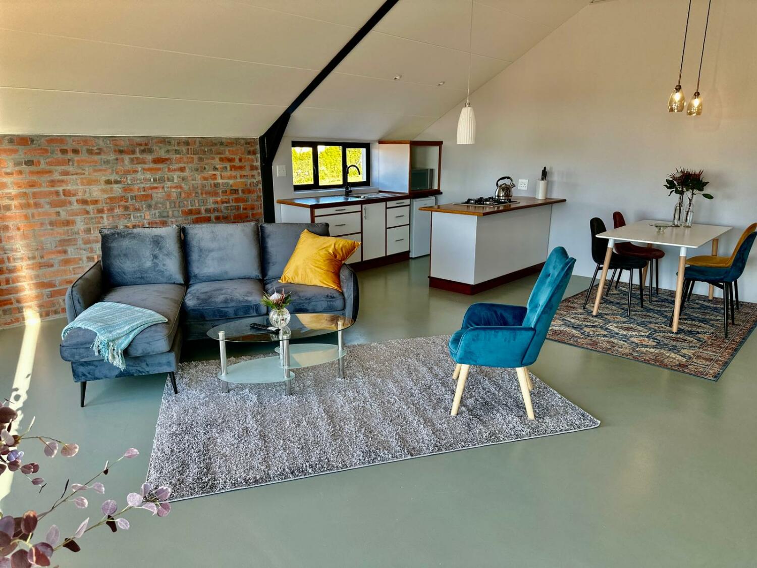 Kinsangani Wohnbereich.jpg