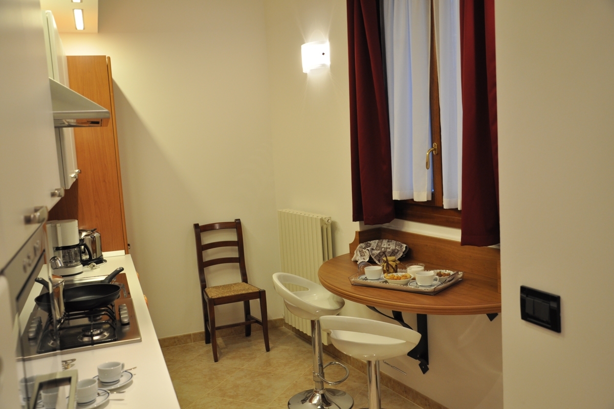 adriabella casa sanboldo appartamento manin 05 interni cucina.jpg
