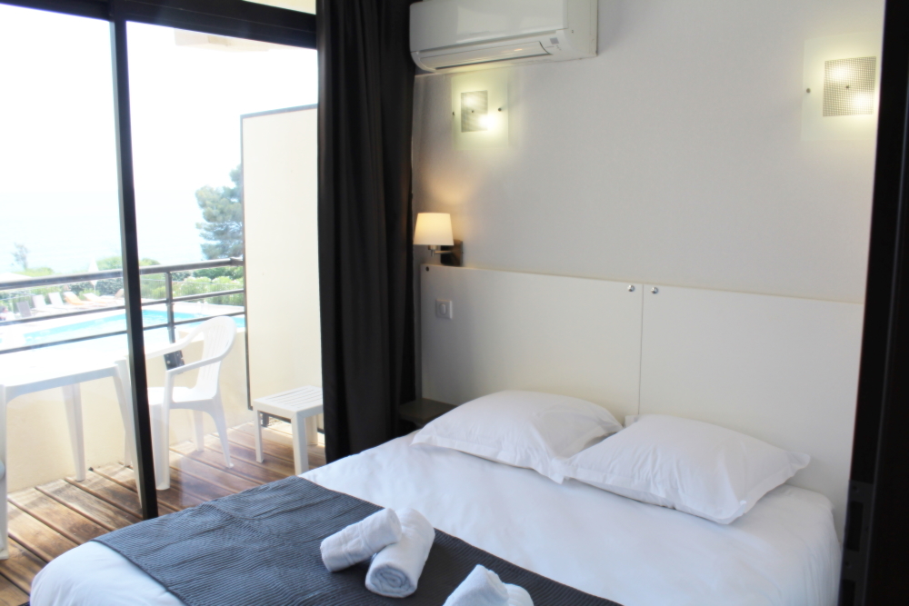 CosySeaside Corsica (10).jpg