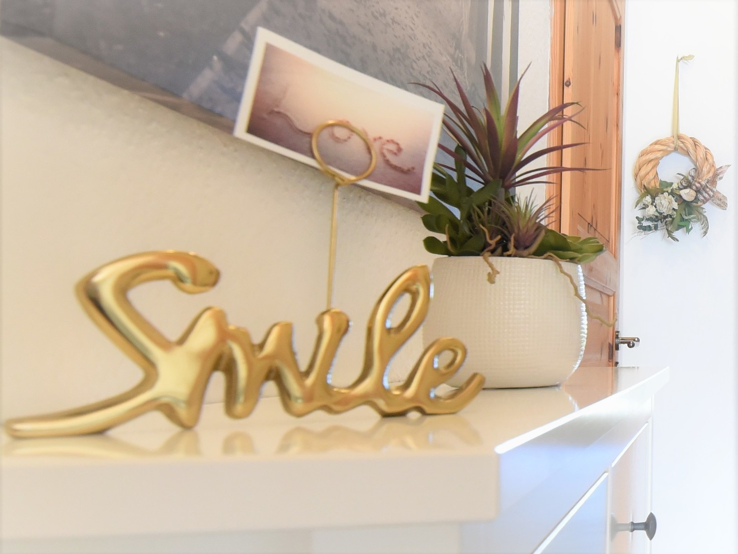 Entrance Hall Smile (2).JPG