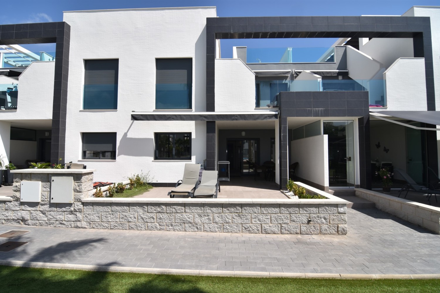 DSC_0919 (Custom).JPG