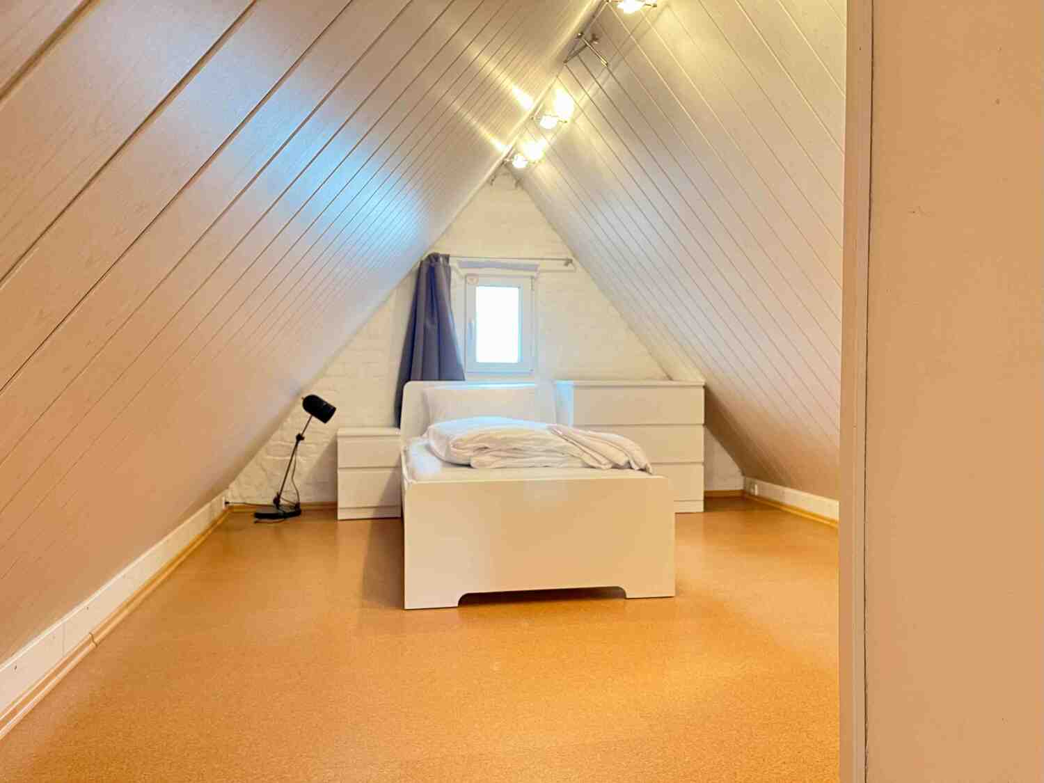 SAD803_ (DG) Zengerstraße 13, 92421 Schwandorf (9).jpg