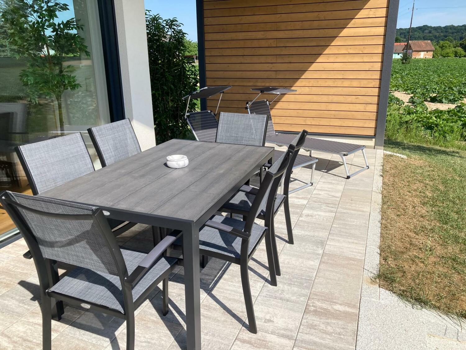 WhatsApp Image 2024-06-24 at 16.19.13.jpeg