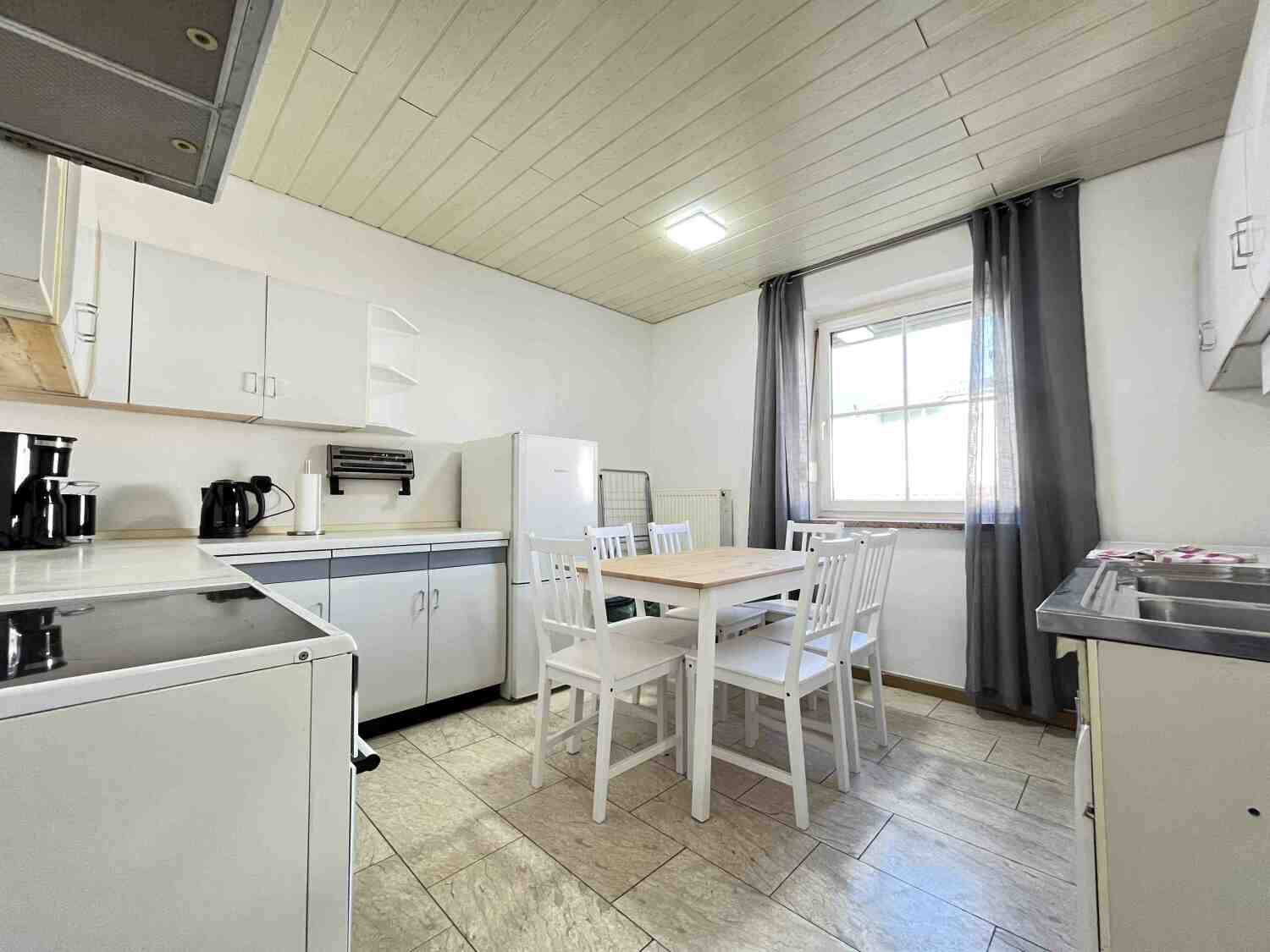 SAD222_(1. OG) Augustinstraße 10, 92421 Schwandorf (5).jpg