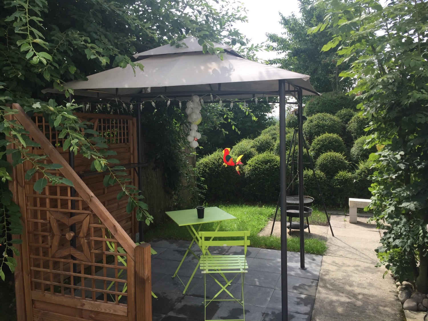 IMG_2979.JPG pavillon.JPG