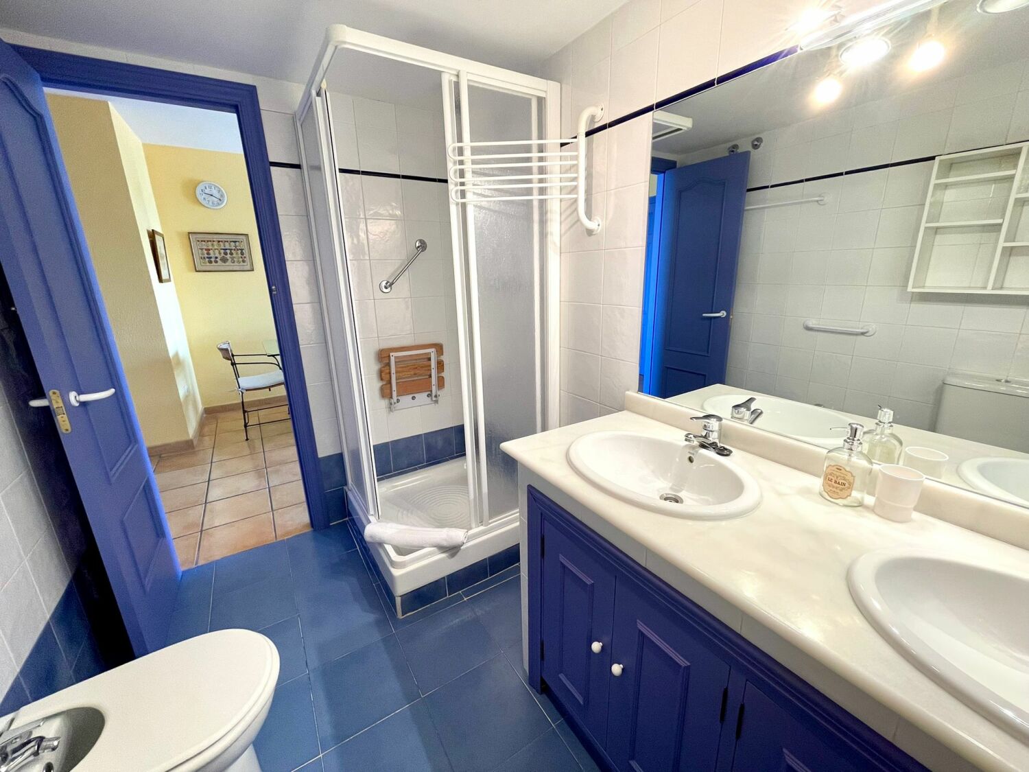 WhatsApp Image 2022-04-29 at 19.54.19.jpeg