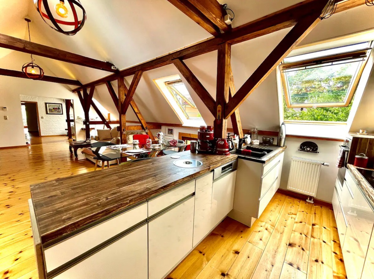 WhatsApp Image 2024-10-16 at 16.29.45 (21).jpeg