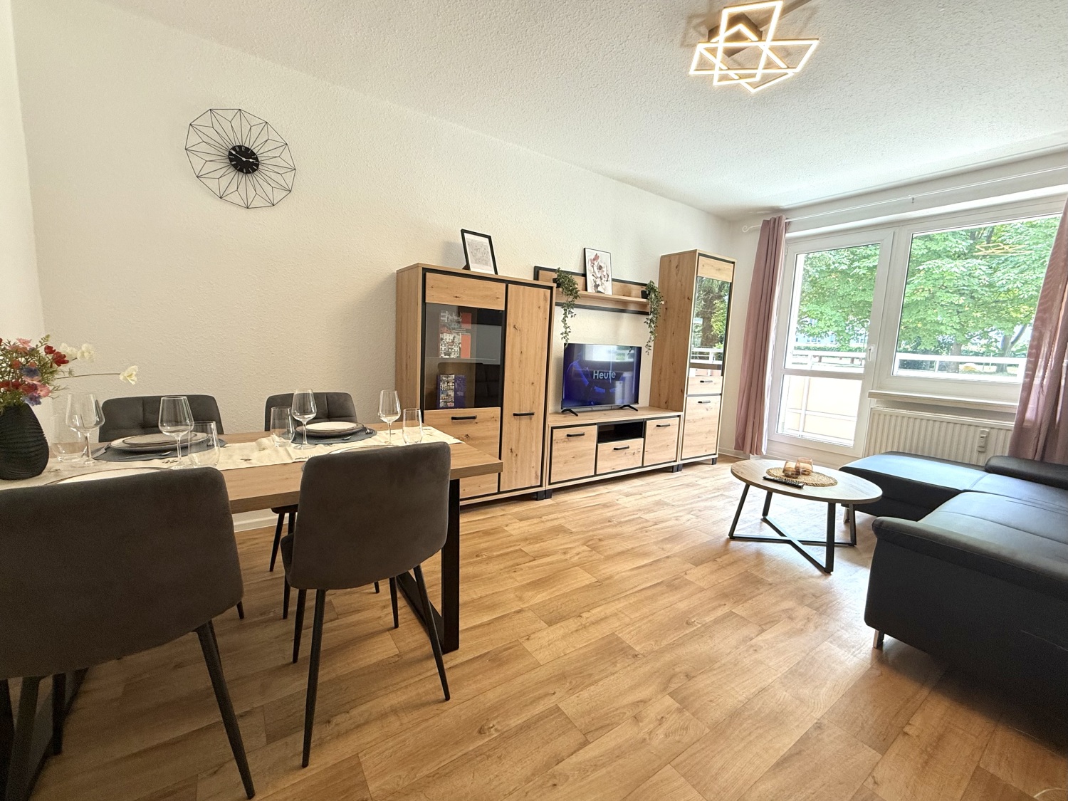 Gästewohnung-AugsburgerStr44-EGli (2).jpg