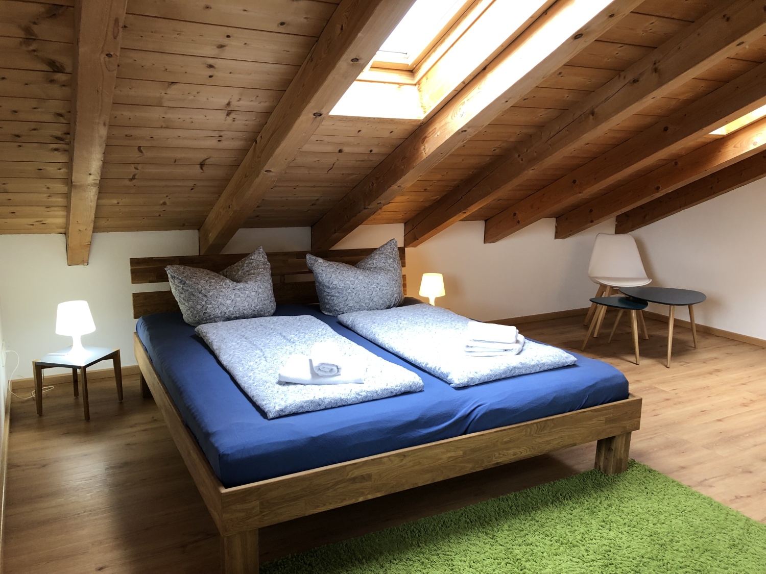 ferienhaus_trenkwalder_garmisch_angelika_schlafzimmer3.JPG