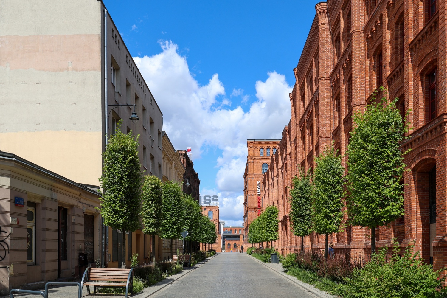 piękna gdańska Łódż manufaktura.jpg